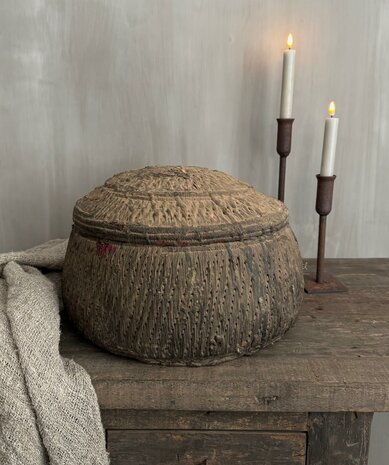 Uniek oud dessert mandje XS