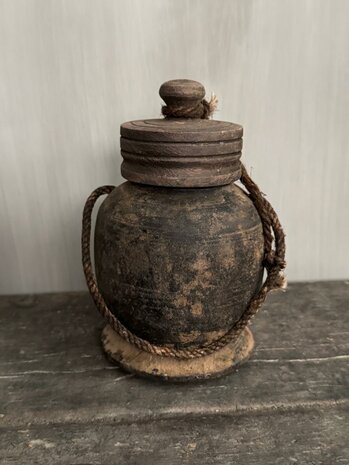 Nepalese kruik met deksel XS M7 (hoogte 17cm)