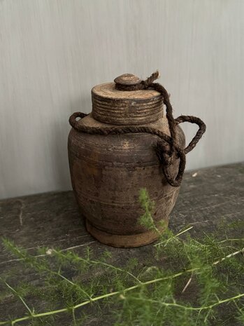 Nepalese kruik met deksel XS M6 (hoogte 16cm)