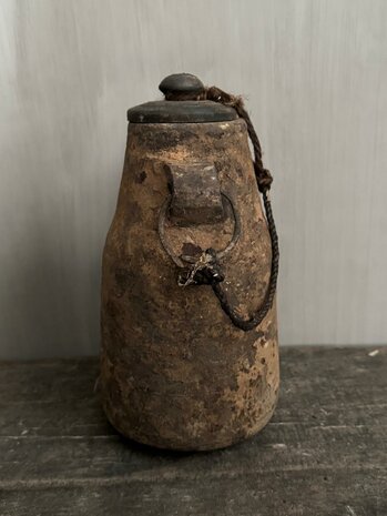 Nepalese kruik met deksel M2 (hoogte 24cm)