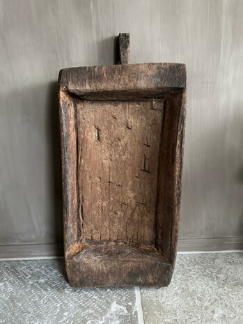 Houten bak met handvat / Houten schaal met handvat
