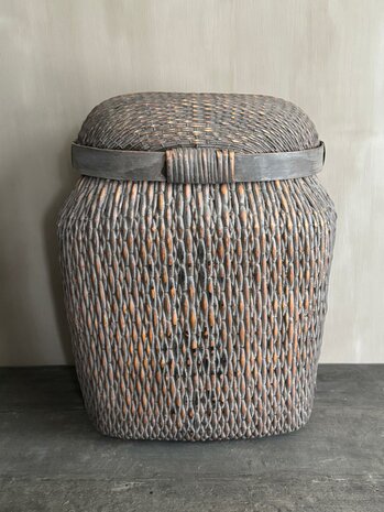 Chinese rieten mand met deksel XL B