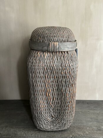 Chinese rieten mand met deksel XL B