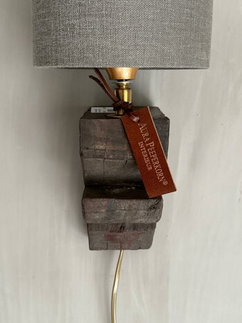 Wandlamp ornament 1 Aura Peeperkorn 
