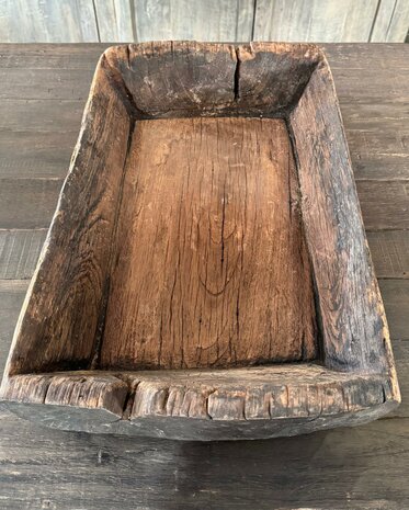 Oude houten bak| oude houten schaal