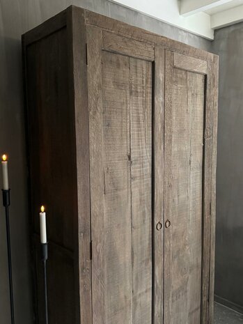 2- deurs kast Driftwood  (afhalen)