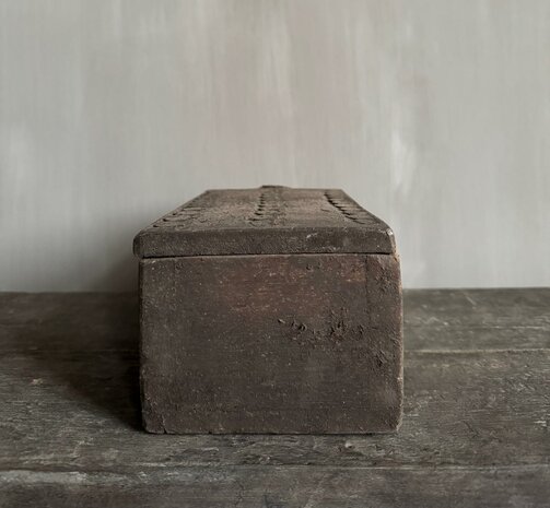Oude houten spice box