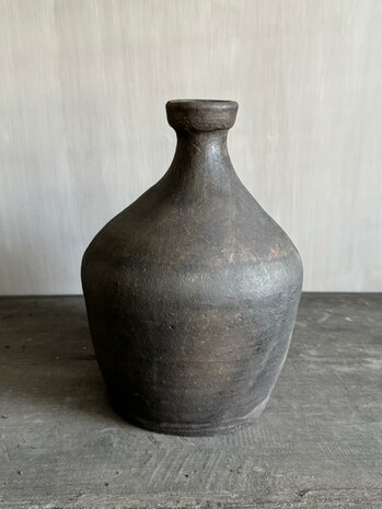 Antieke halskruik B8 (links)