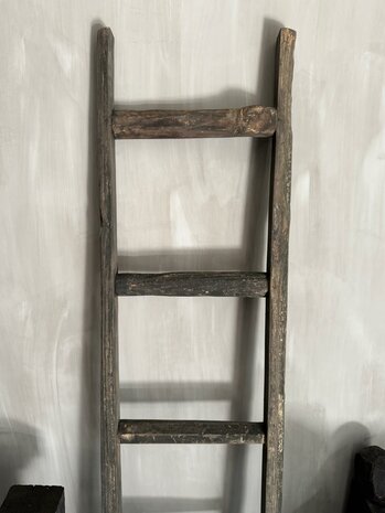 Oude houten ladder (afhalen)