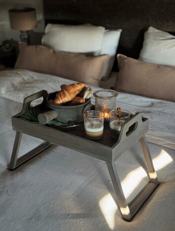 Dienblad op pootjes Aura Peeperkorn 