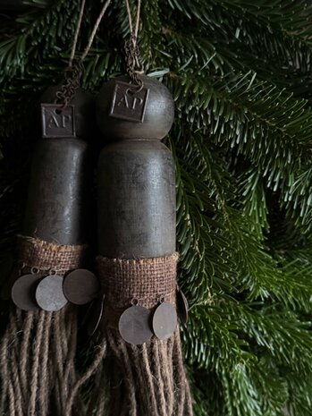 Houten klos met touw| ornament aan touw D Aura Peeperkorn (grootste)