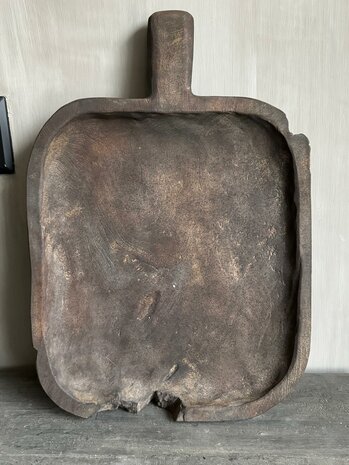 Houten schaal met handvat Arturo Luksa