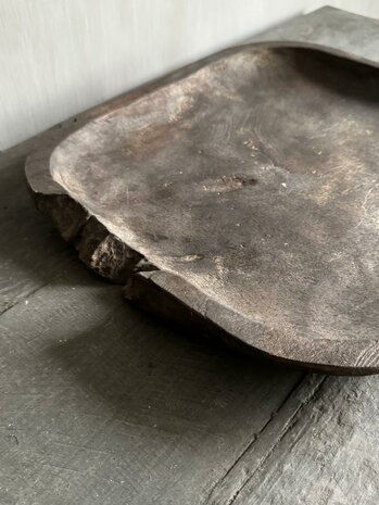 Houten schaal met handvat Arturo Luksa