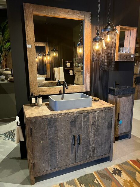 Badkamer meubel oud hout 2 deurs (afhalen)