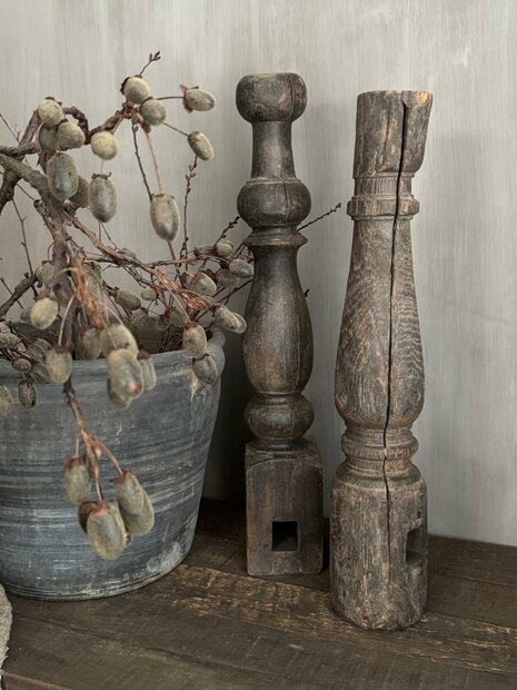 Oude houten baluster Z6