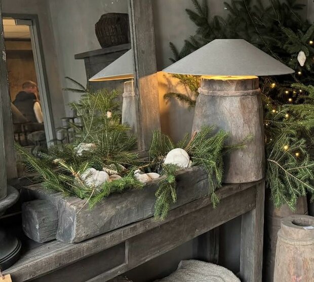 Antieke trog Aura Peeperkorn B